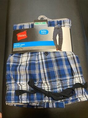 Hanes Blue and White Plaid Woven Lounge Pants